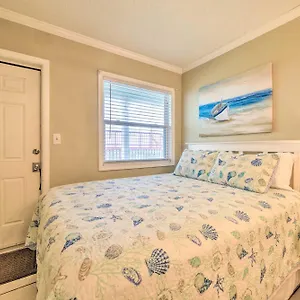Beachfront Pcb Studio Pool, Patio And Deck Access! Apartment Panama City Beach